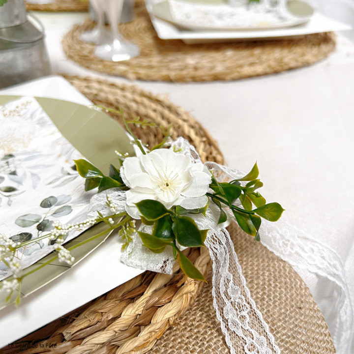Fleurs avec lien en dentelle - 10 cm | Le Géant de la Fête
