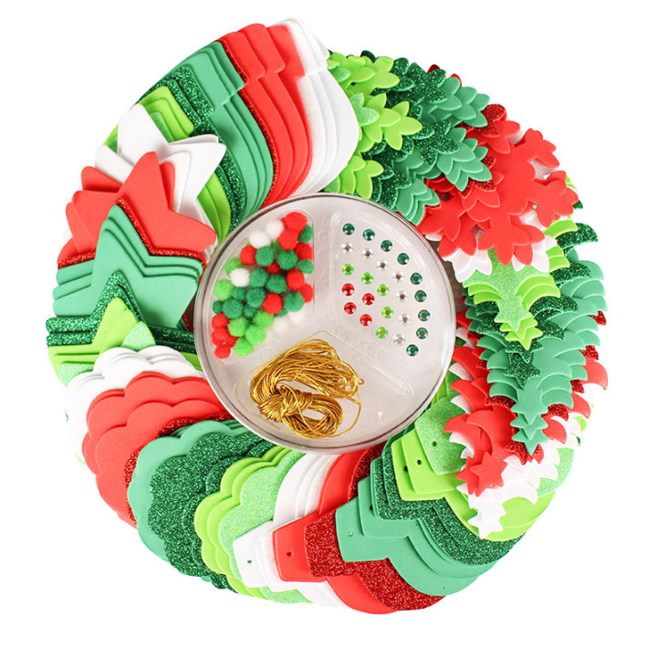 Maxi kit de mousse et accessoires de Noël - 630 pièces | Le Géant de la Fête